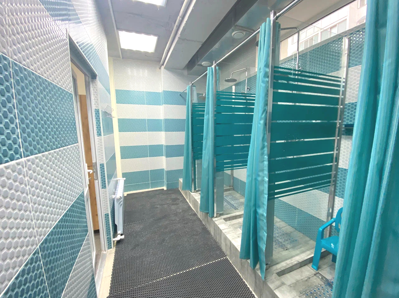 Детский бассейн в Акулёнок в Севастополе с 0 до 1,5 лет