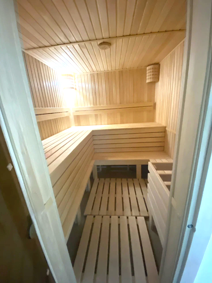 Детский бассейн в Акулёнок в Севастополе с 0 до 1,5 лет