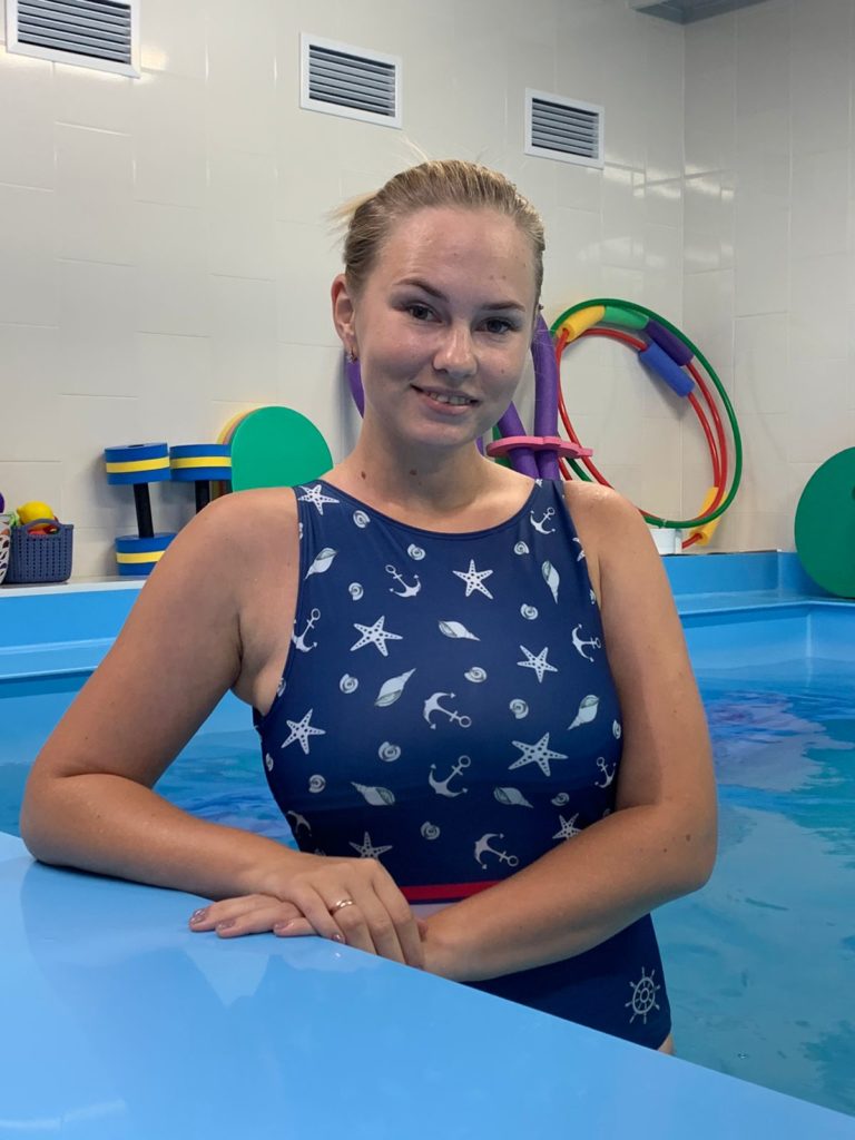 Грудничковое плавание, детский бассейн в Акулёнок в Севастополе с 0 до 1,5 лет